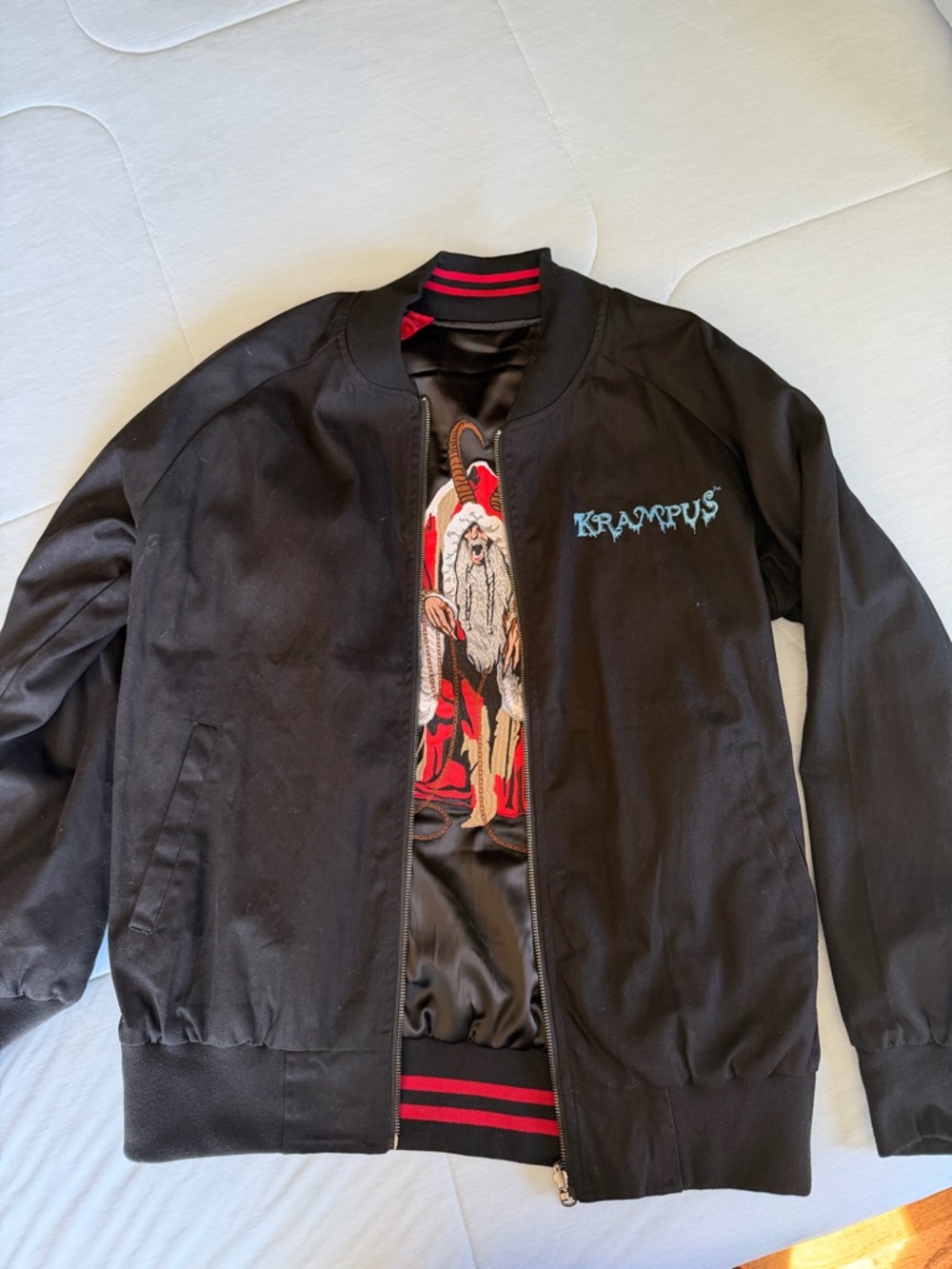 Krampus Movie - Middle of Beyond - reversible Black and Red Embroidered Jacket - Picture 5 of 5